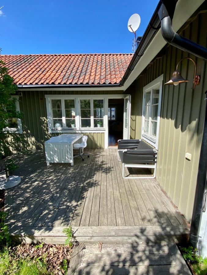 Villa I Norrtaelje Eksteriør bilde