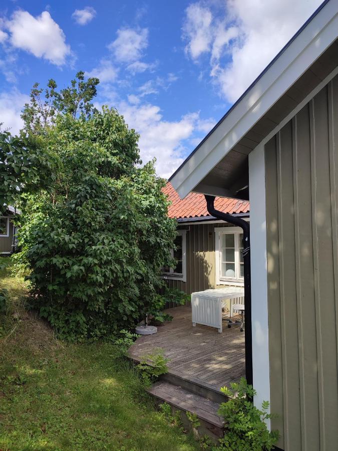 Villa I Norrtaelje Eksteriør bilde