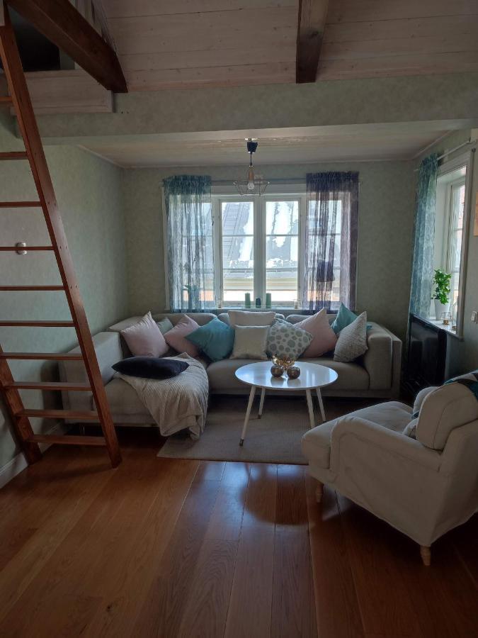 Villa I Norrtaelje Eksteriør bilde