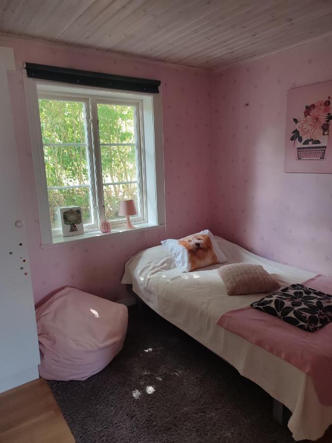 Villa I Norrtaelje Eksteriør bilde