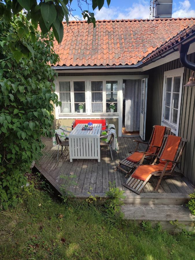 Villa I Norrtaelje Eksteriør bilde